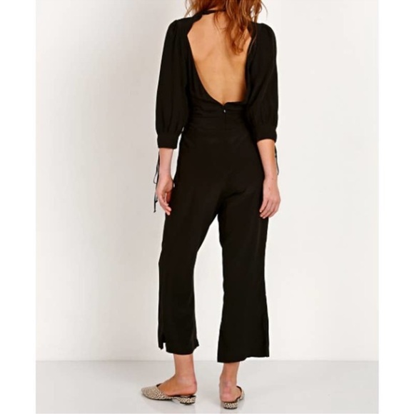 For Love & Lemons Georgi Open Back Tie Sleeve Low V Front Jumpsuit Black Small - Picture 2 of 13